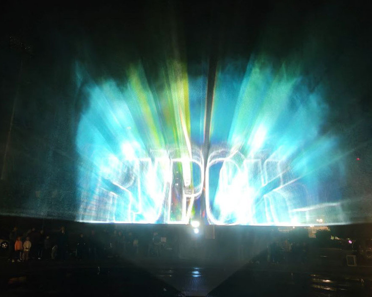     В Курске завершился День города световым шоу на Театральной площади