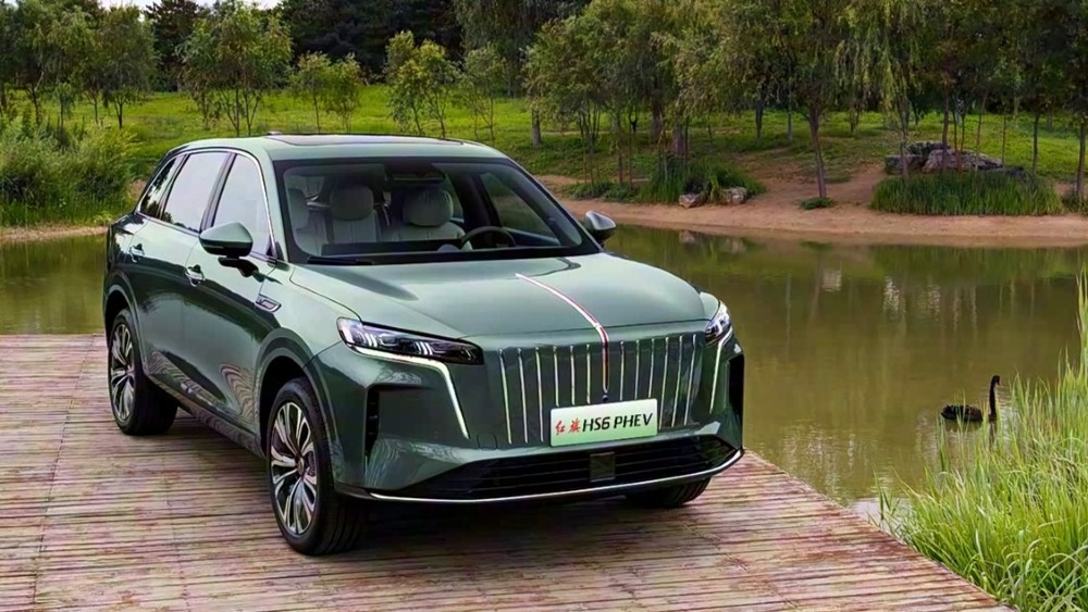 Гибридный кроссовер Hongqi HS6 PHEV