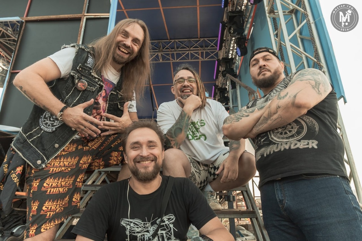 Группа МИСТЕР ГРО…  Фестиваль «Рок над Енисеем». Андрей Сковородников-Эрлих, Артем Дубашов, Константин Ходалев и Евгений Маргрейн. Фотограф Донеал Скнарь