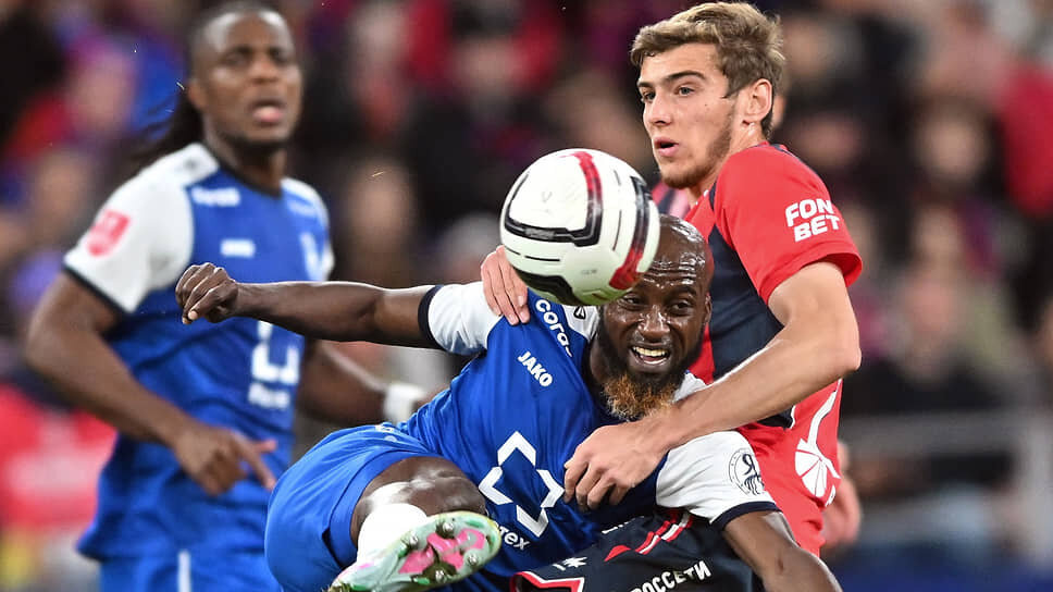 Матч "Балтики" и ЦСКА - центральный в 10 туре