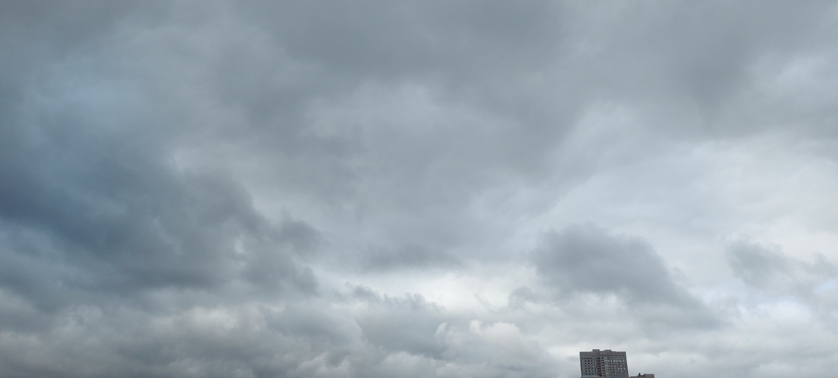 Небо. Почти как акварель. Фото автора канала.