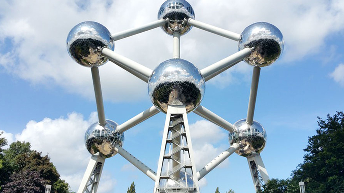 Атомиум, Брюссель (Бельгия) →