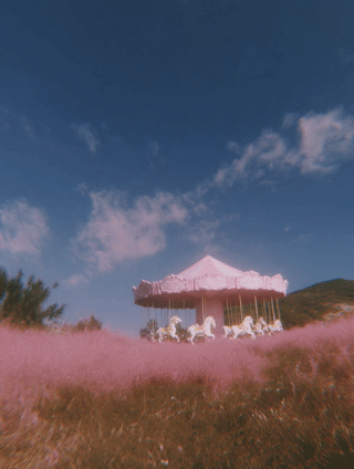 Тайна женского рода: Сила без позолоты: Как отличить уверенность от высокомерия и обрести подлинную внутреннюю опору. Лабораторий Лазарева А.С.