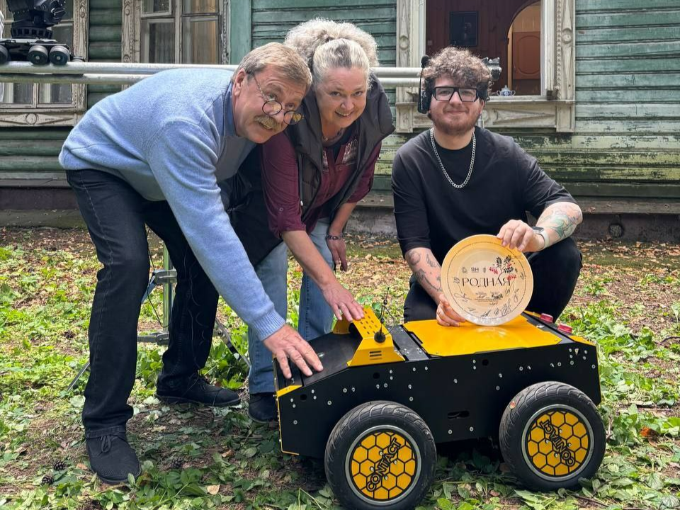    В Подмосковье снимают фильм с актером-роботом