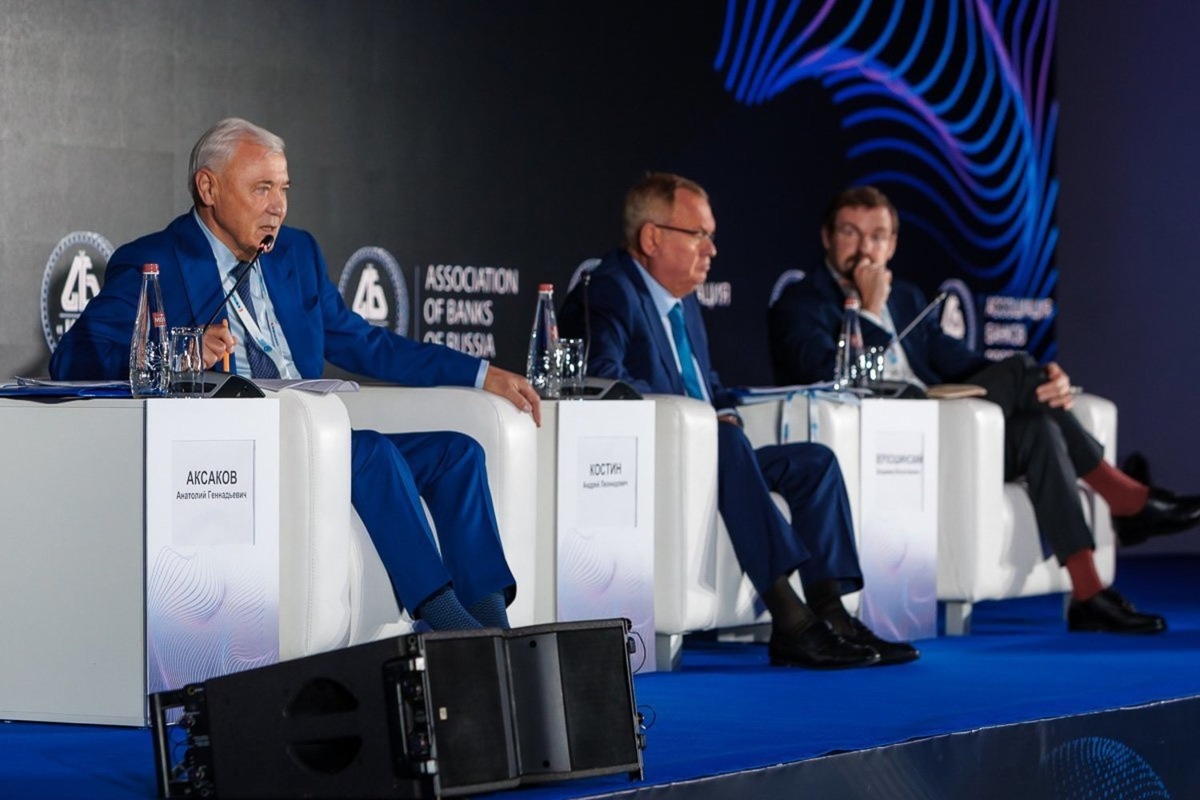    «Банкиры обращались ко мне с жалобами, что Центробанк действует слишком медленно и нерешительно», — отметил Аксаков. предоставлено пресс-службой Ассоциации банков России