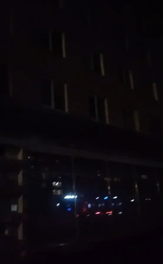    Фото: стоп-кадр видео из телеграм-канала «Мегаполис | ДТП и ЧП | Санкт-Петербург | Питер»