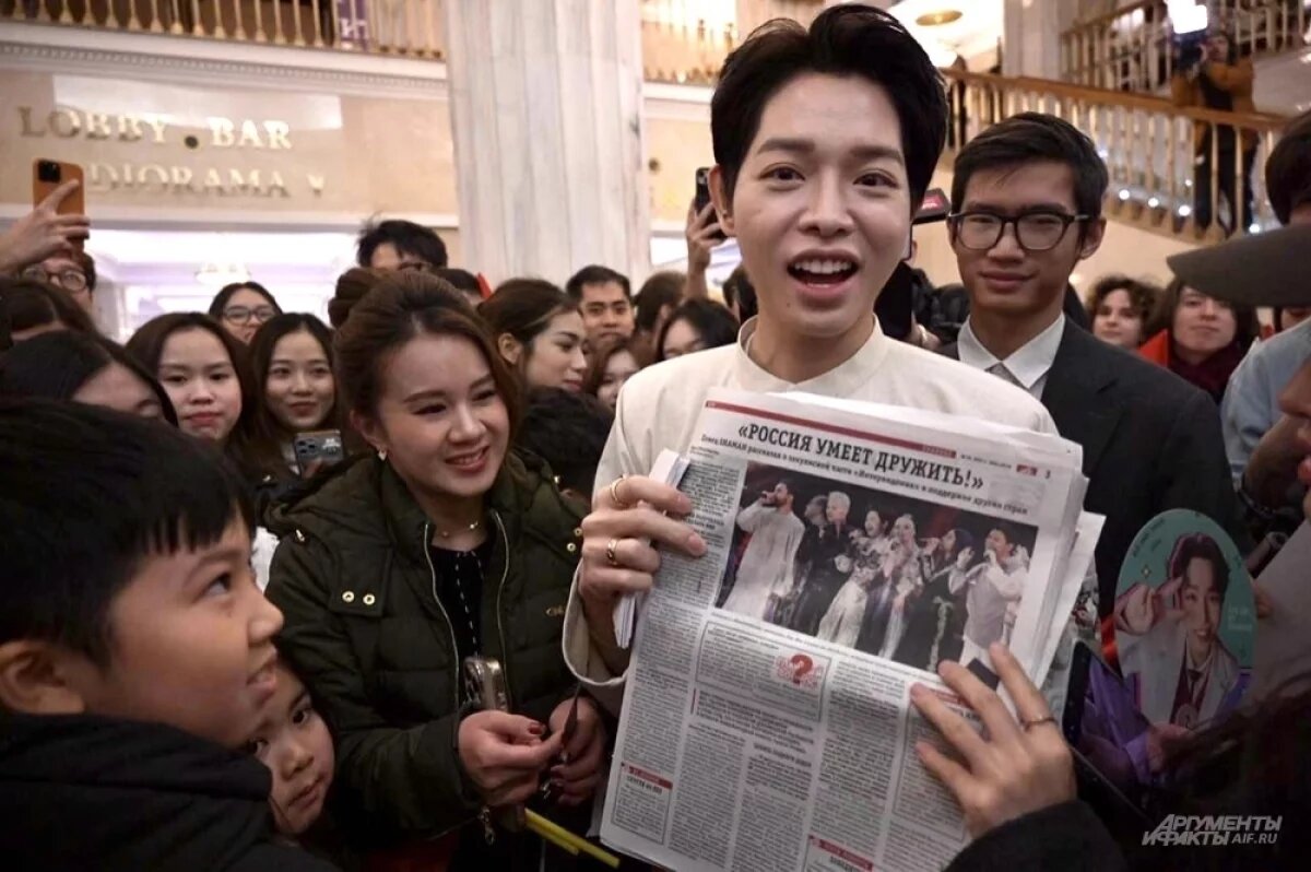    Проводы Дык Фука.