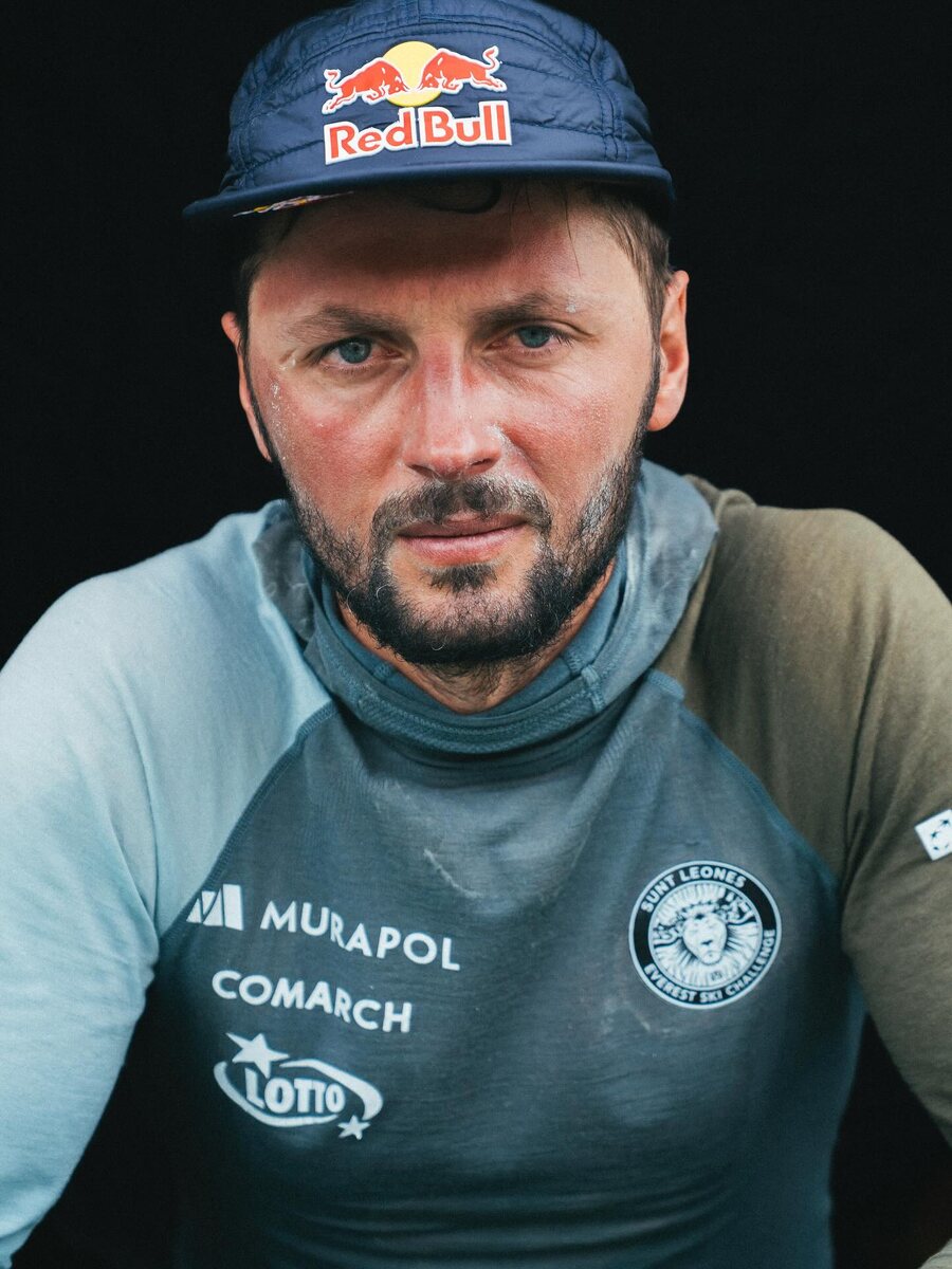 Анджей Баргель несколько дней назад. "Время небольшого перерыва, проверки погоды и слой крема для восстановления кожи на лице". Фото: Bartek Pawlikowski