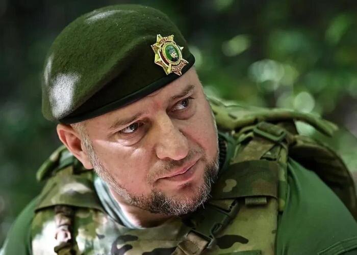 Апти Алаудинов. Обложка © Telegram / Молотов «АХМАТ»