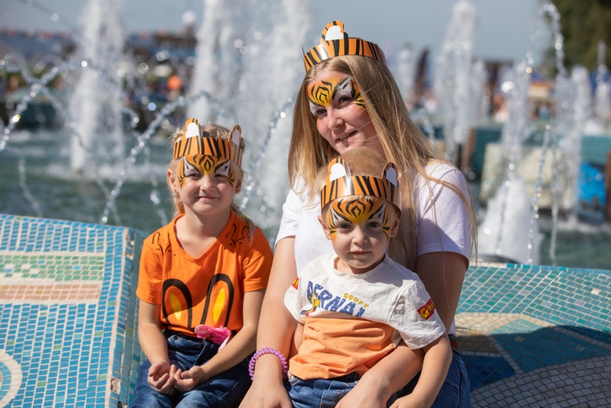 Владивосток встретит выходные гастрономией, музыкой и тигриным шествием.  Фото: Фото: администрация Владивостока / vlc.ru