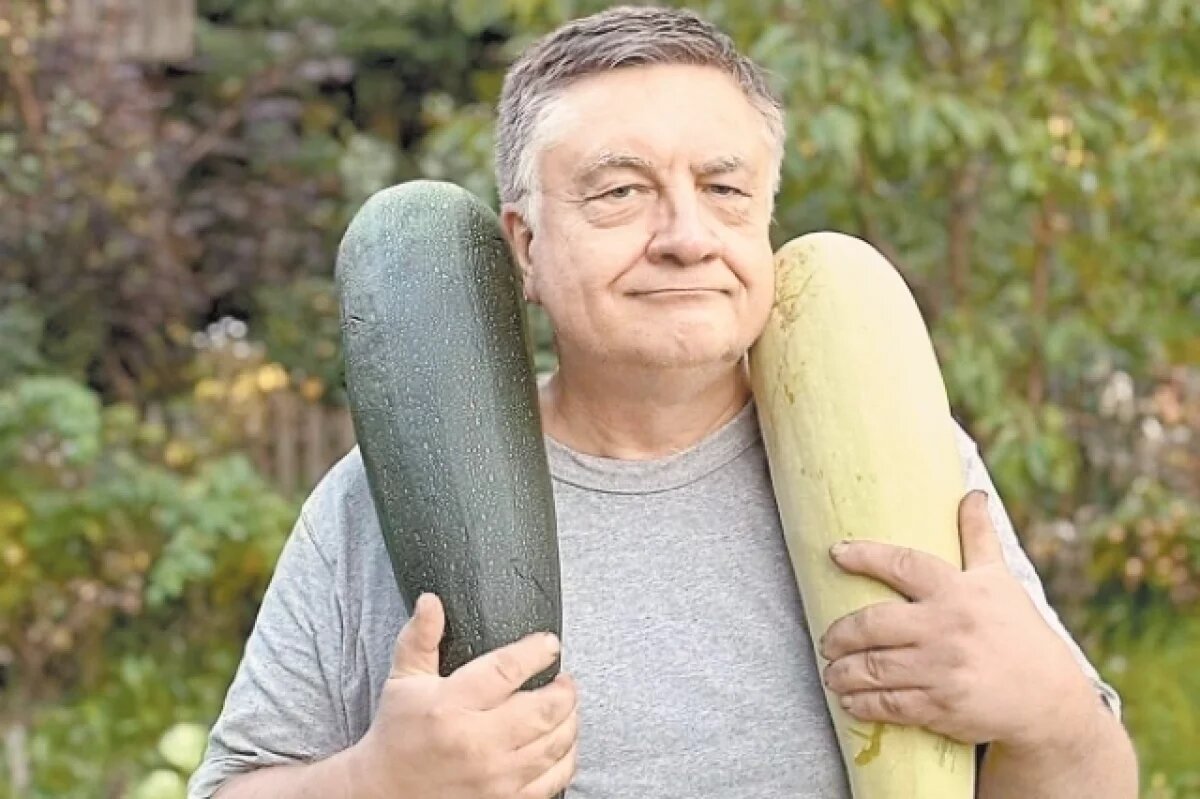    Андрея Туманова неофициально называют главным дачником страны.