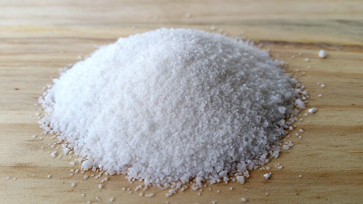 Борная кислота помогает с вредителями.