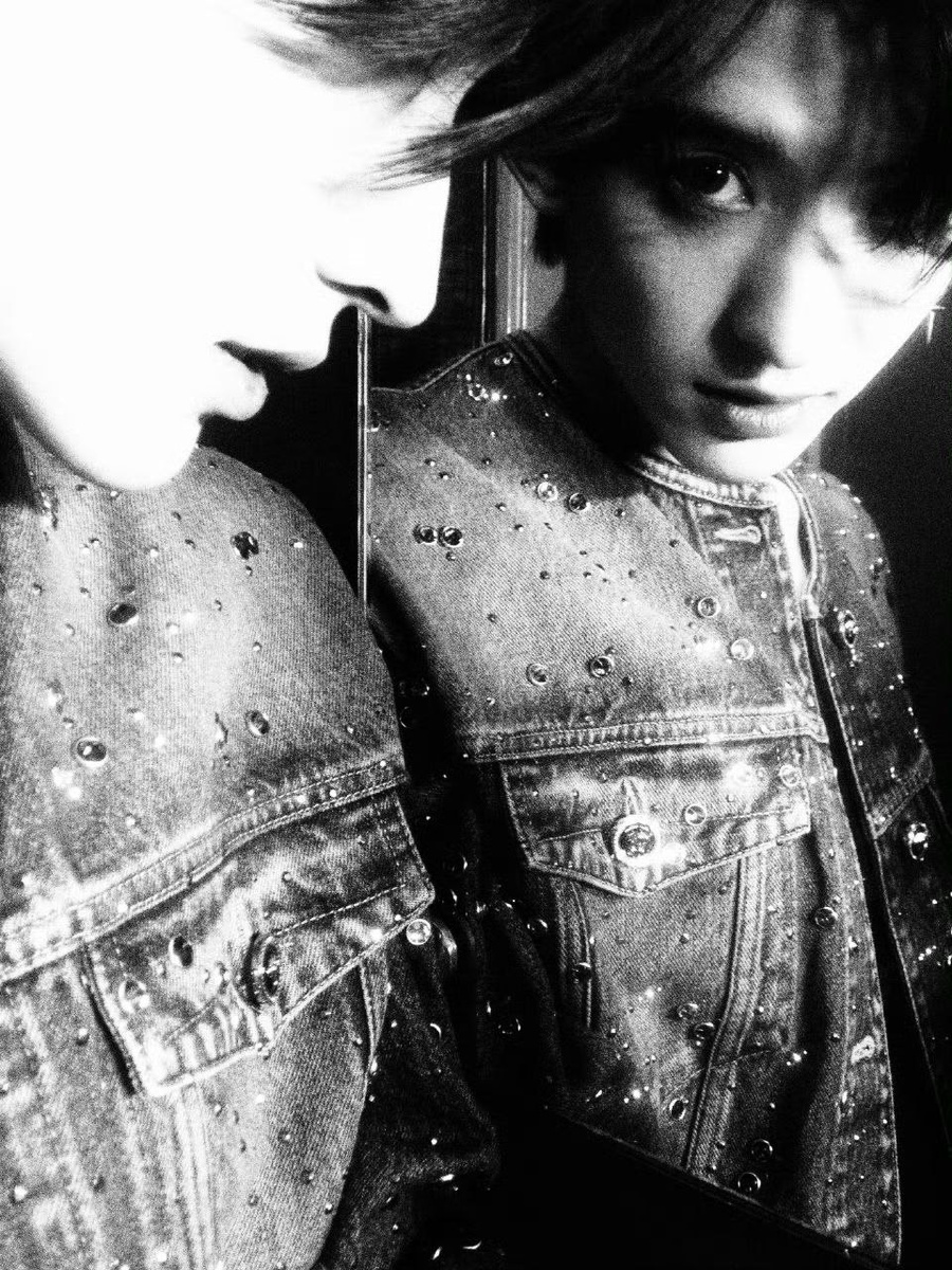 Актёр Чан Хуасэнь...