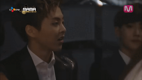 Реакция молодых ЕХО на GD (МАМА 2013)