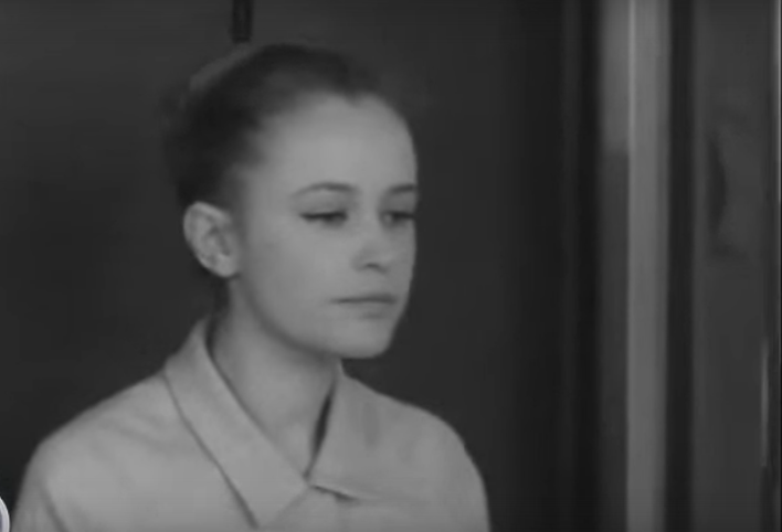 Кадр из фильма. Марина Неёлова