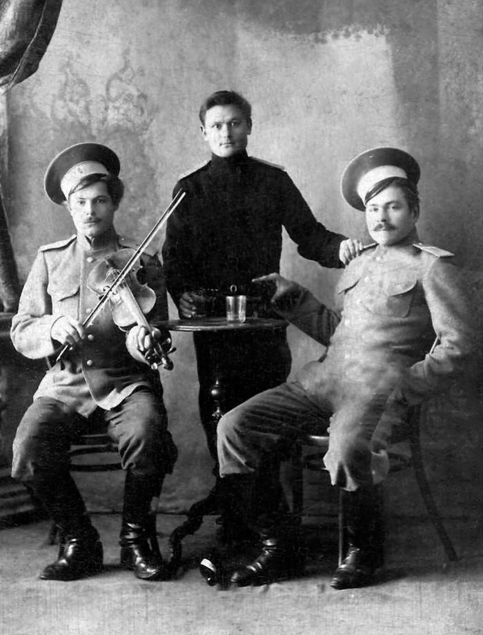 Парижские казаки. Начало XX в. Архив музея с. Париж