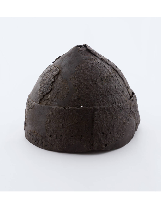 Шлем сфероконический, XIII-XIV вв, железо, ковка, клепка, основание - 22х20 см, высота - 15 см