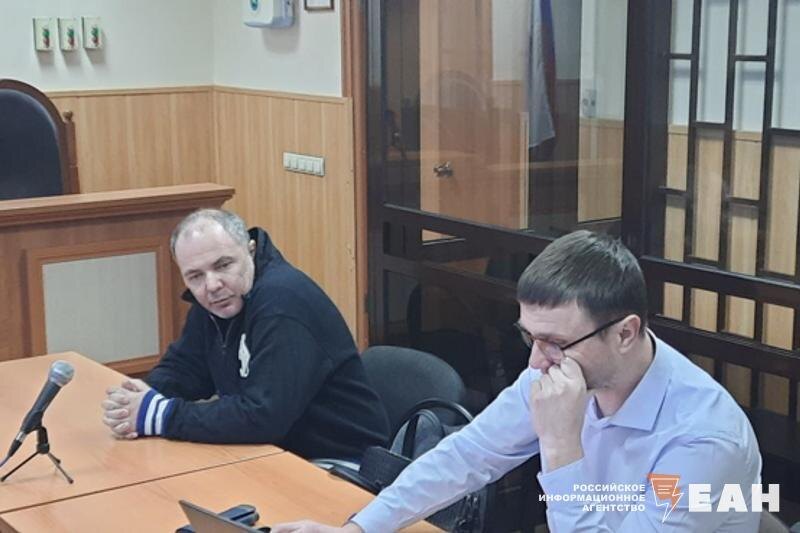    @ ЕАН / Александр Самбурский с адвокатом