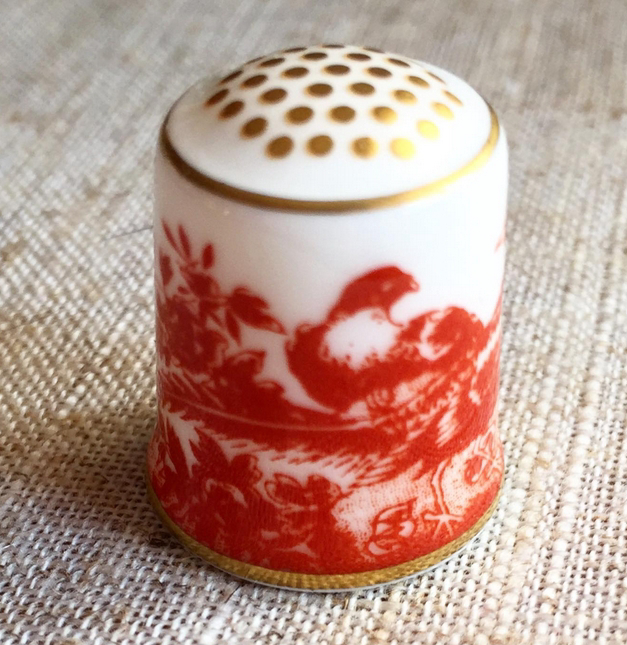 Red Aves от Royal Crown Derby