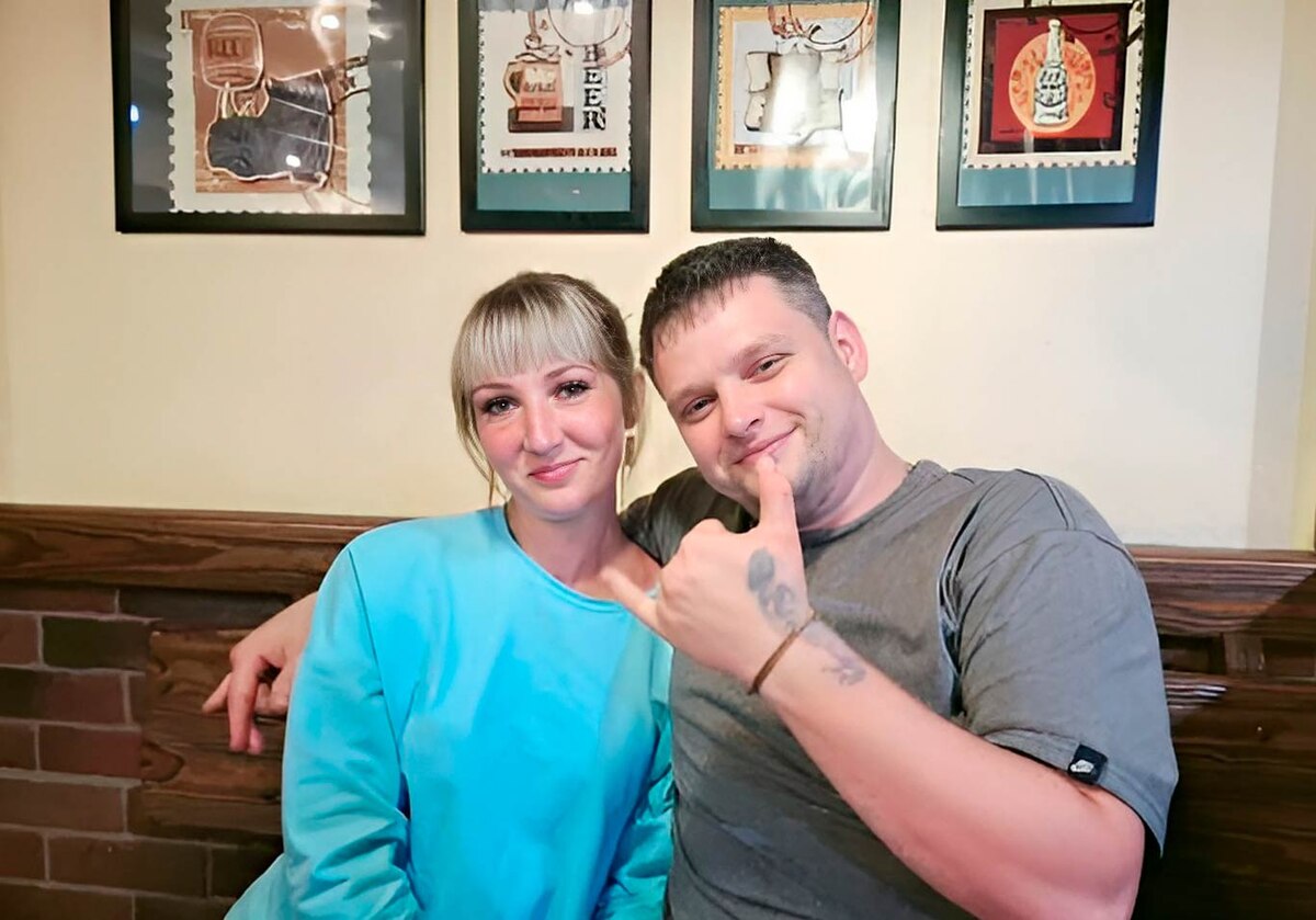 Артём с женой Анной. Фото из архива семьи АНТОНОВЫХ.