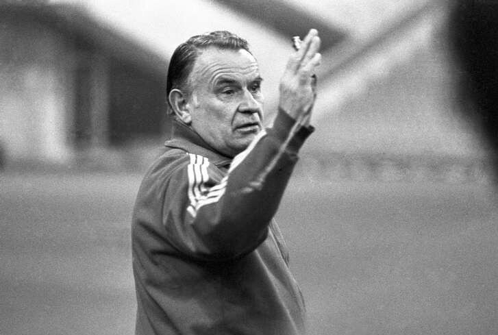 Константин Иванович Бесков