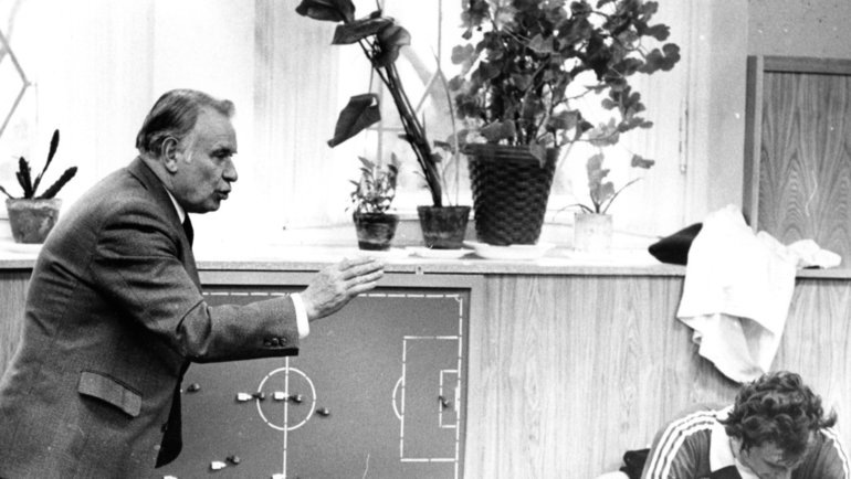 Константин Иванович Бесков