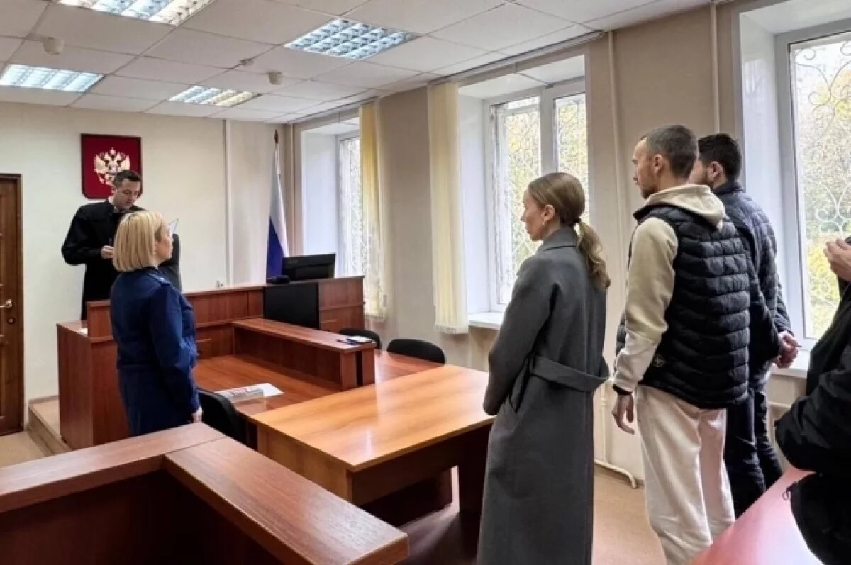    Жителя Верхней Пышмы осудили за нападение с ножом на бывшего одноклассника