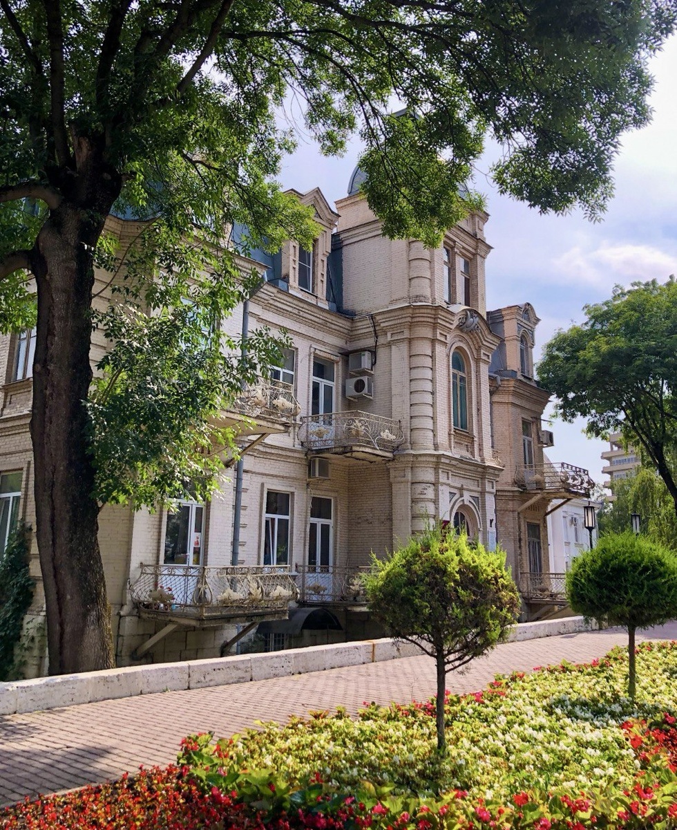 Дача Источник, Ессентуки