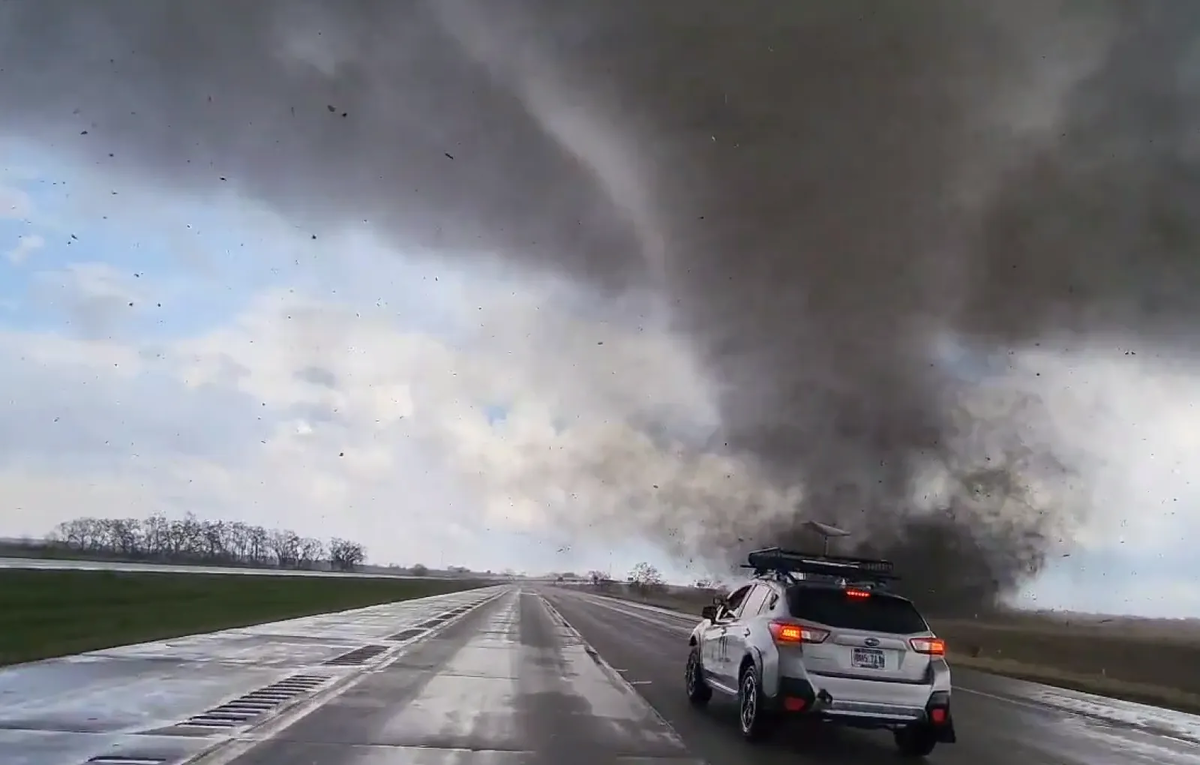 Фото: Торнадо могут возникать в любом регионе мира — они были зарегистрированы на всех континентах, кроме Антарктиды. Источник: zougla.gr