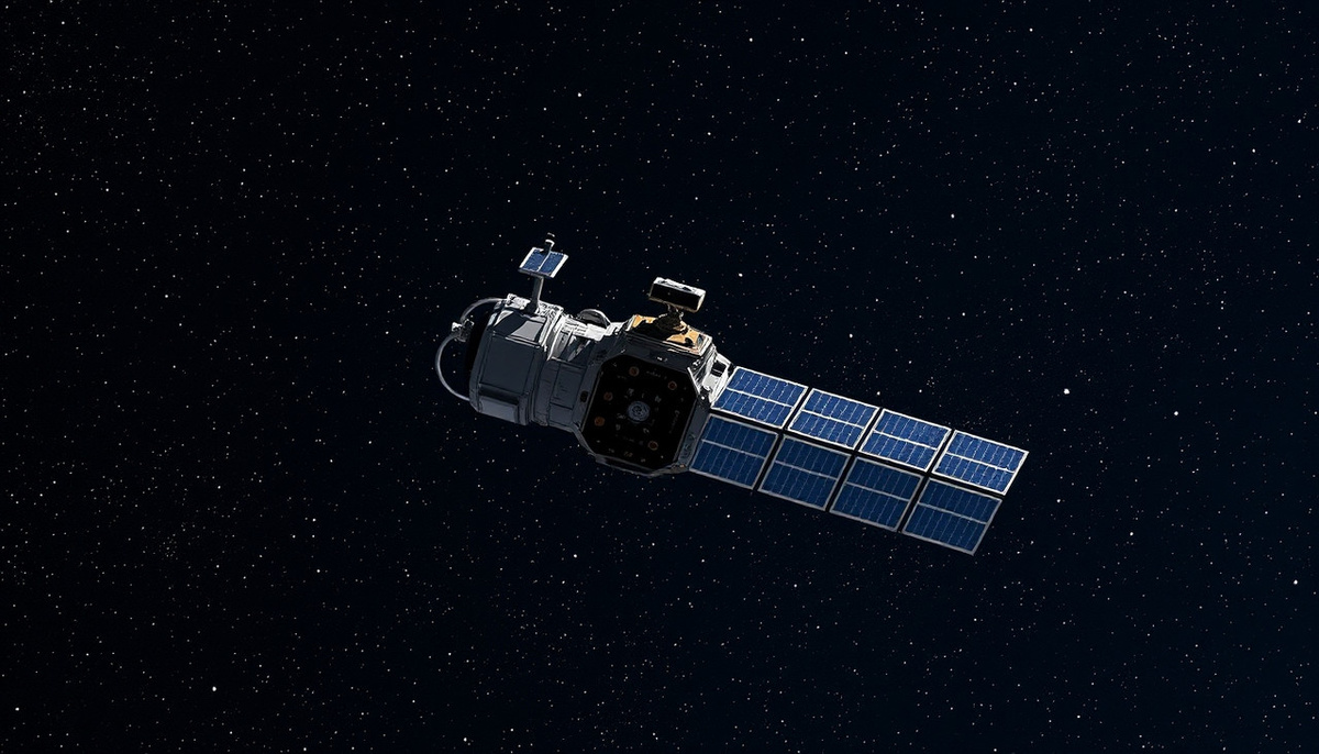    Изображение первого спутника GPS, парящего в невесомости.