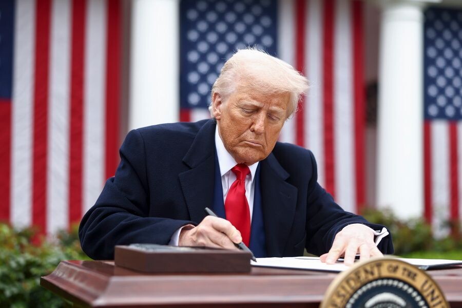    Президент США Дональд Трамп / Источник: © JIM LO SCALZO/POOL/EPA/ТАСС