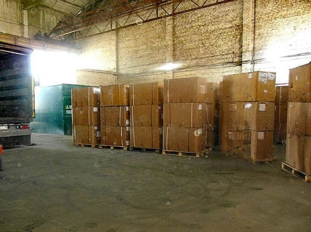    Курские таможенники задержали 7,7 тонн нелегального табачного сырья