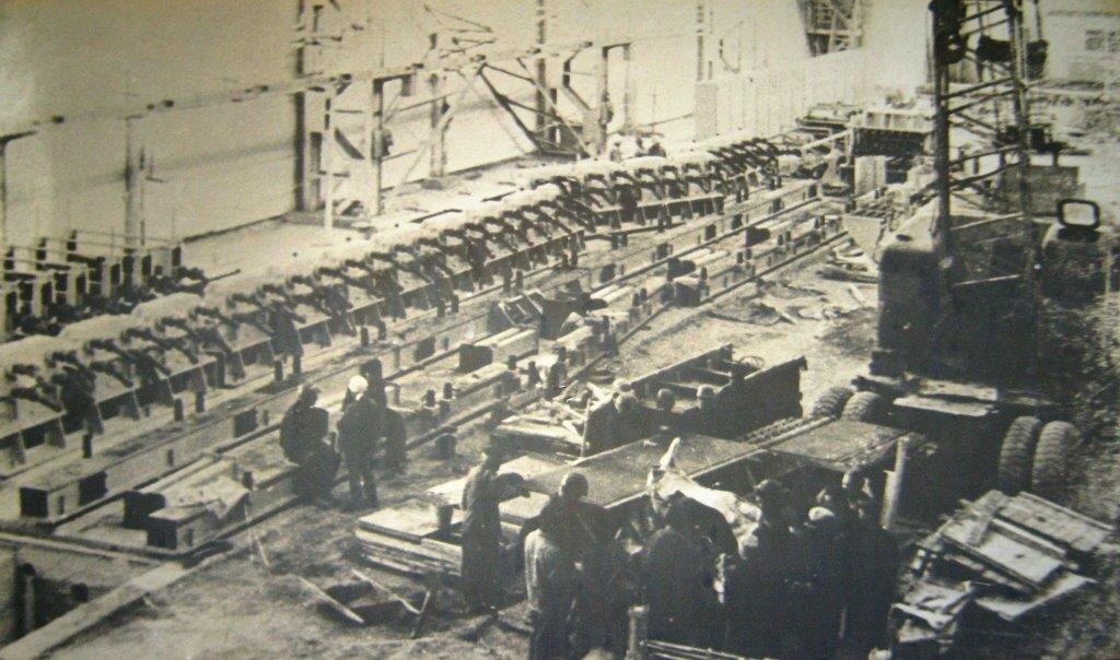     От железнодорожных мостовдо автоцентров и ангаров для «Боингов» «О»
