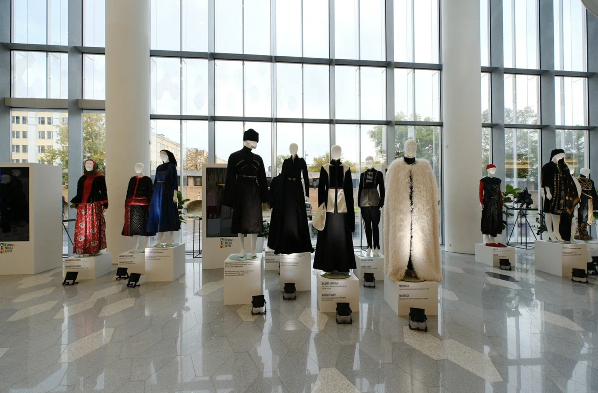 Листайте вправо, чтобы увидеть больше изображений