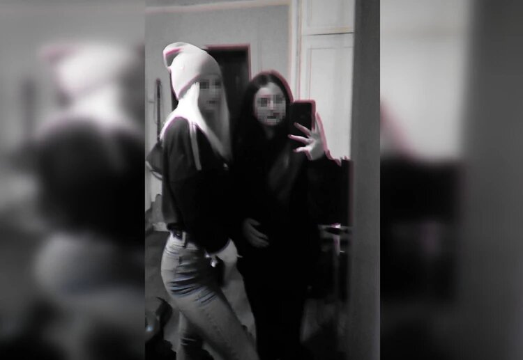 Девушки постоянно участвовали в трендах, но популярность не получили. Фото: соцсети