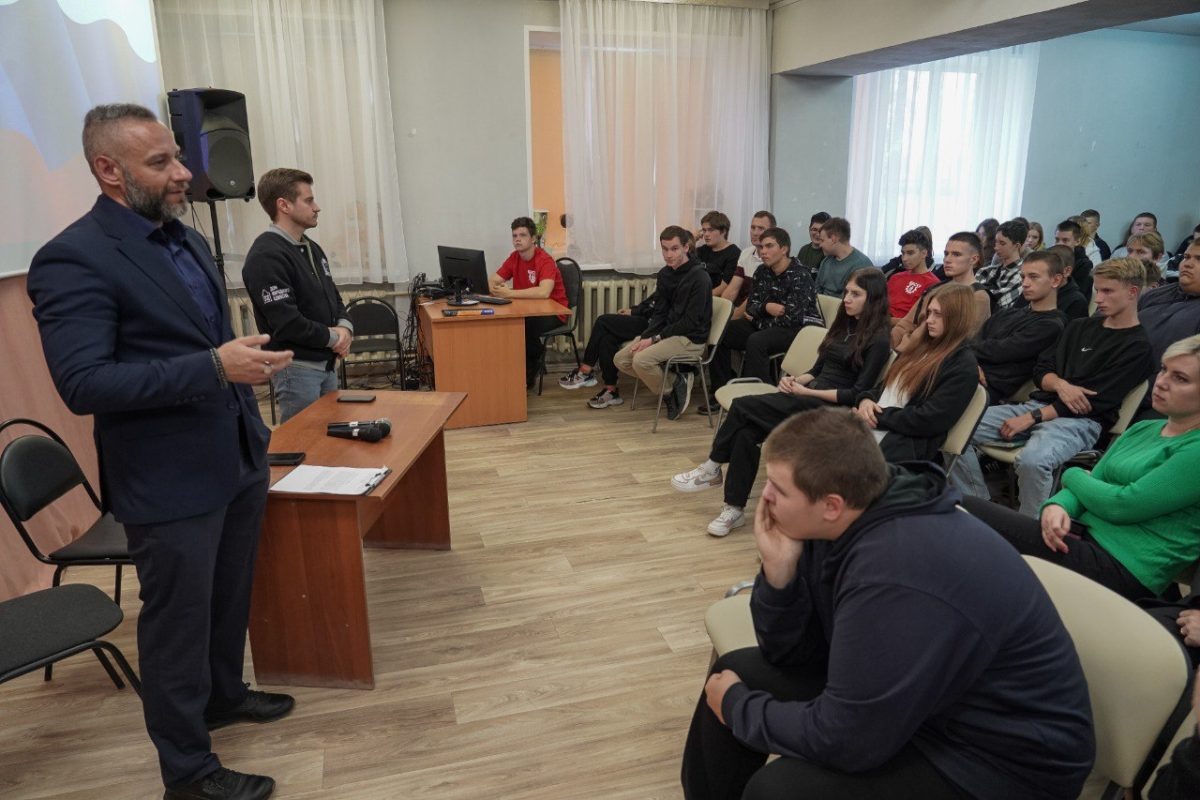    Новый сезон проекта Дома народного единства «Истории СВОих» стартовал в Нижегородской области