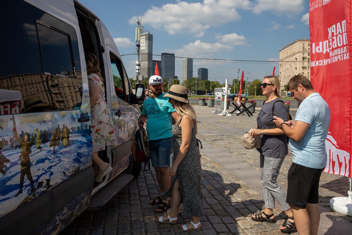    Музей Победы предлагает бесплатные экскурсии в парке ко Всемирному дню туризма