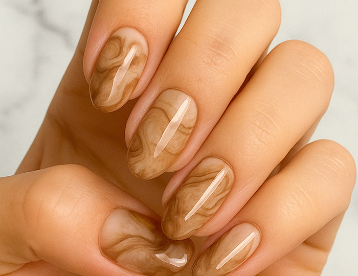 Mocha Nails — это один из главных трендов маникюра 2025 года 🤎