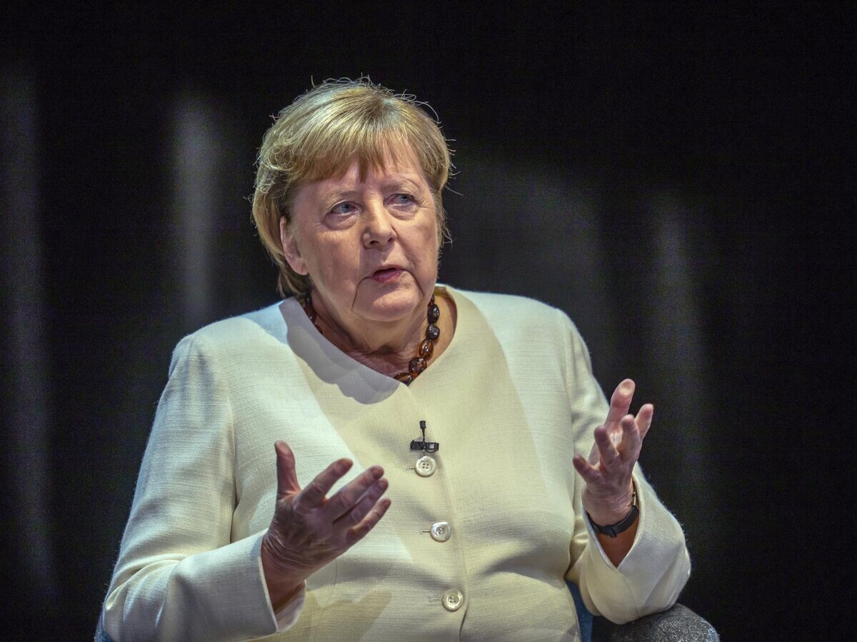    Бывший канцлер Германии Ангела Меркель© AP Photo / Michael Kappeler