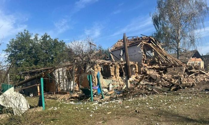 Пораженные ударами УМПК ПВД ВСУ в с. Шиповатое Харьковской области, источник Телеграм-канал Хроники Гераней