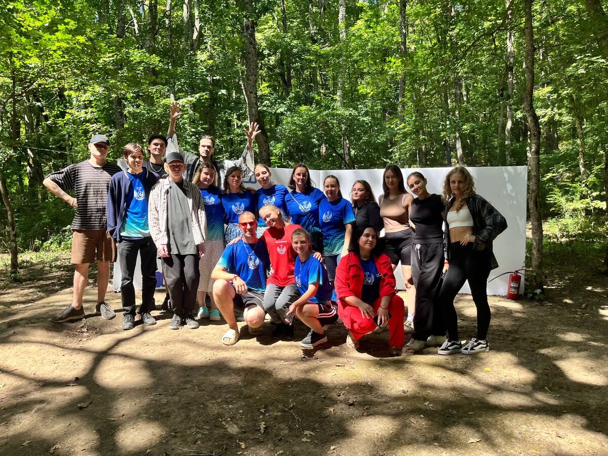 Делегация Тихорецкого района в своём отряде. Фото: архив Е. Стрельцовой.