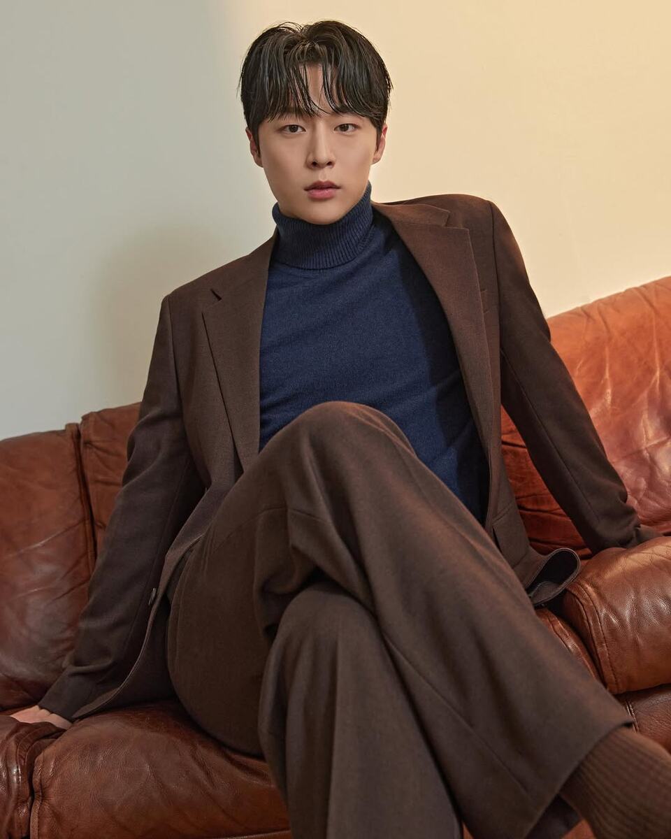     Фото: @inhyuk_bb
📷    Фото: @jeongeuiyam
