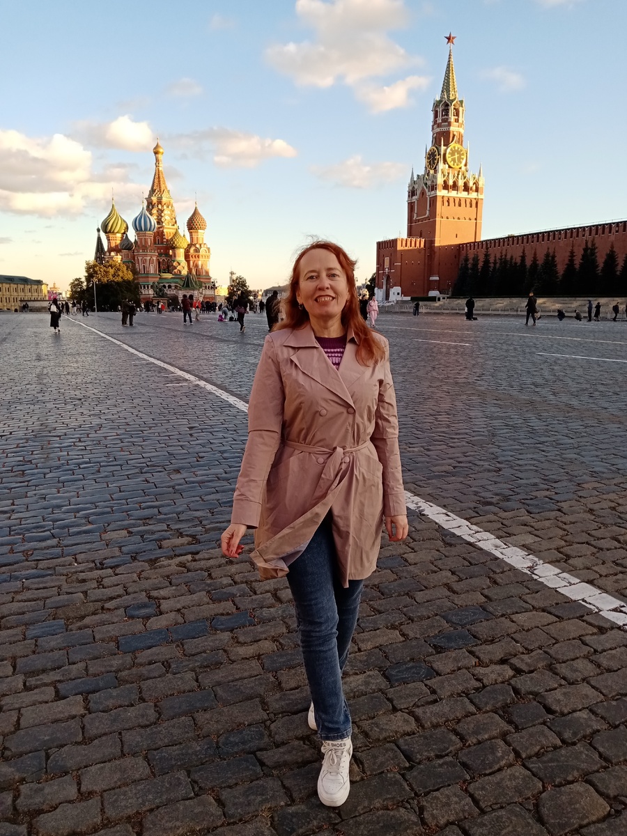 А это на этой неделе я гуляла по Красной площади 