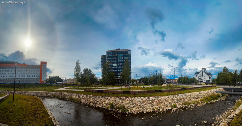    Красивое осеннее гало поднялось над ПетрозаводскомАрина Степенная