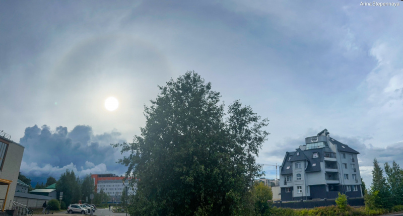    Красивое осеннее гало поднялось над ПетрозаводскомАрина Степенная