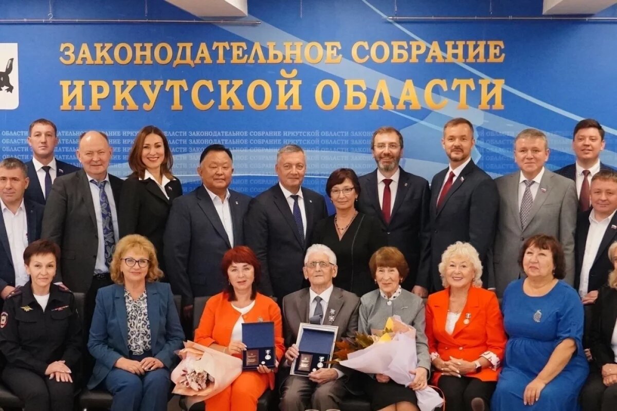    Ежегодно им награждают жителей Приангарья, которые внесли особый вклад в развитие и процветание региона.