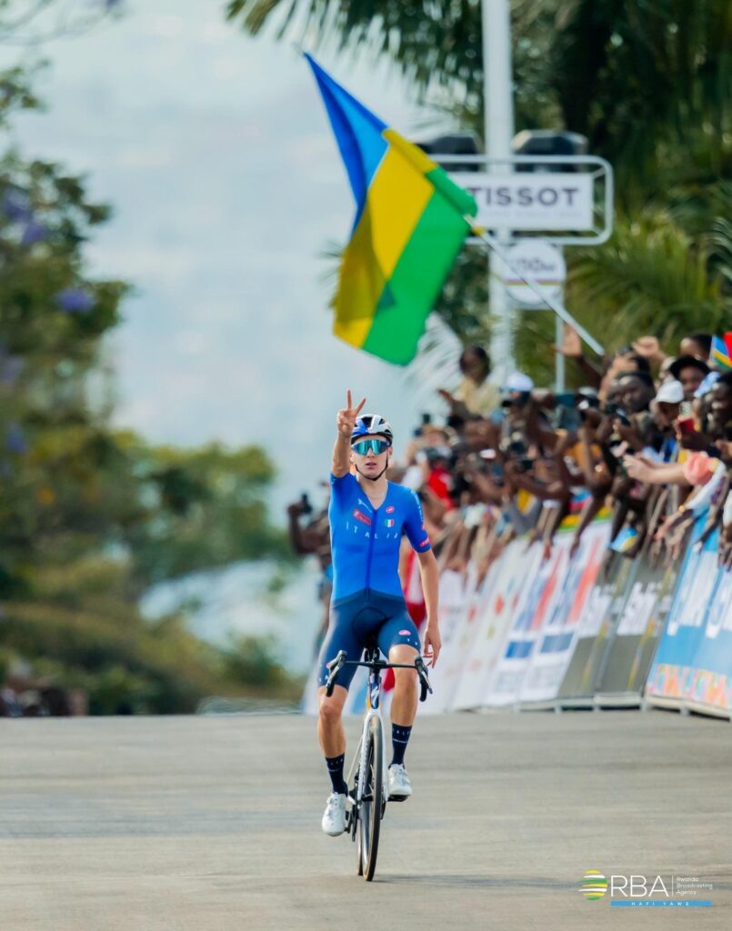    Лоренцо Финн