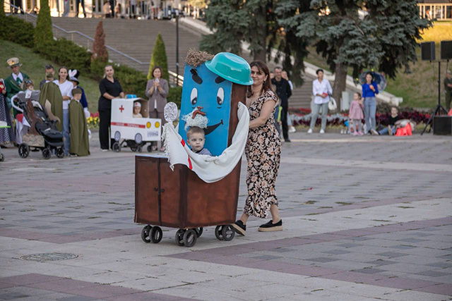 Листайте вправо, чтобы увидеть больше изображений