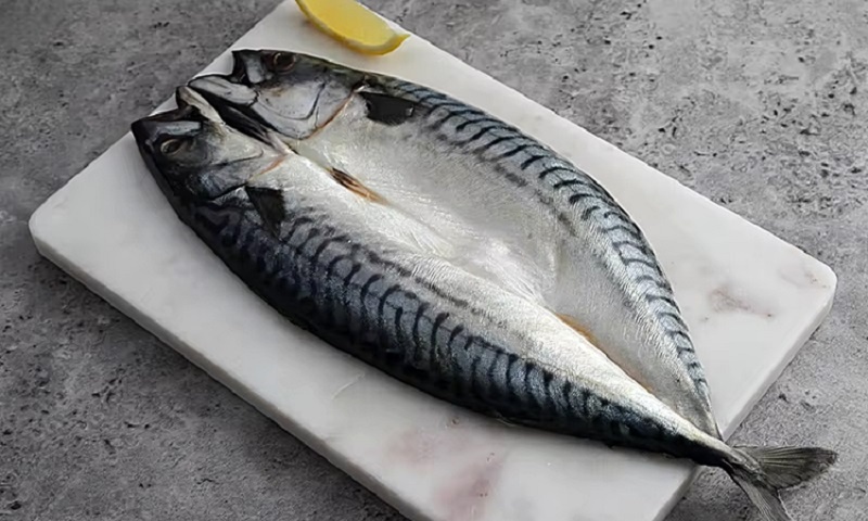 Скумбрия, которая тает во рту: закуска, достойная праздничного стола