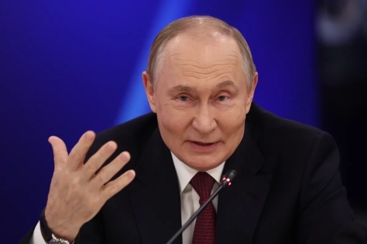    Путин заявил, что от успехов работы на местах зависит успех всей России